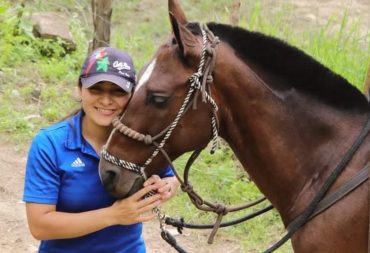 Primer mujer arriera del Chirripó